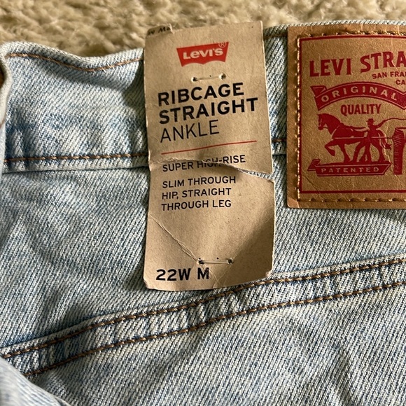 Levis ribcage Jeans - Picture 5 of 5